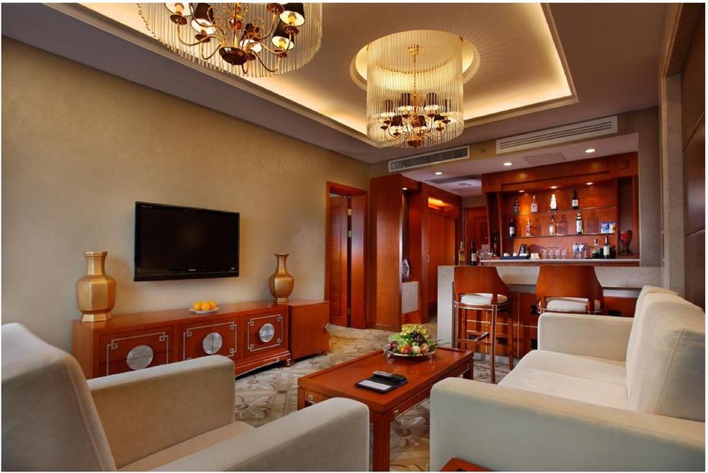 Howard Johnson Tech Center Plaza Hefei Bagian luar foto