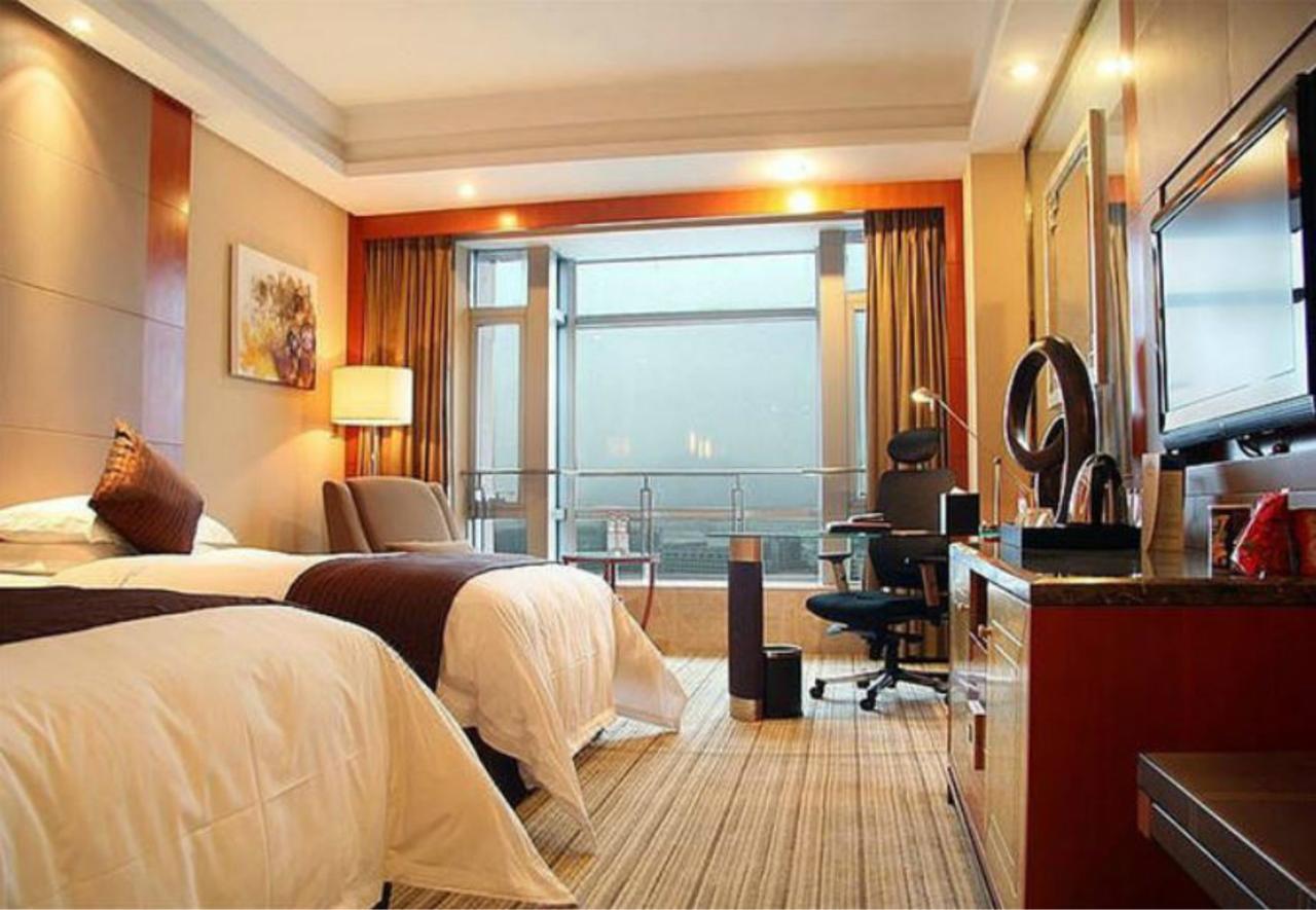 Howard Johnson Tech Center Plaza Hefei Bagian luar foto